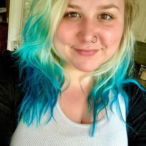 Meet your Posher, Carly